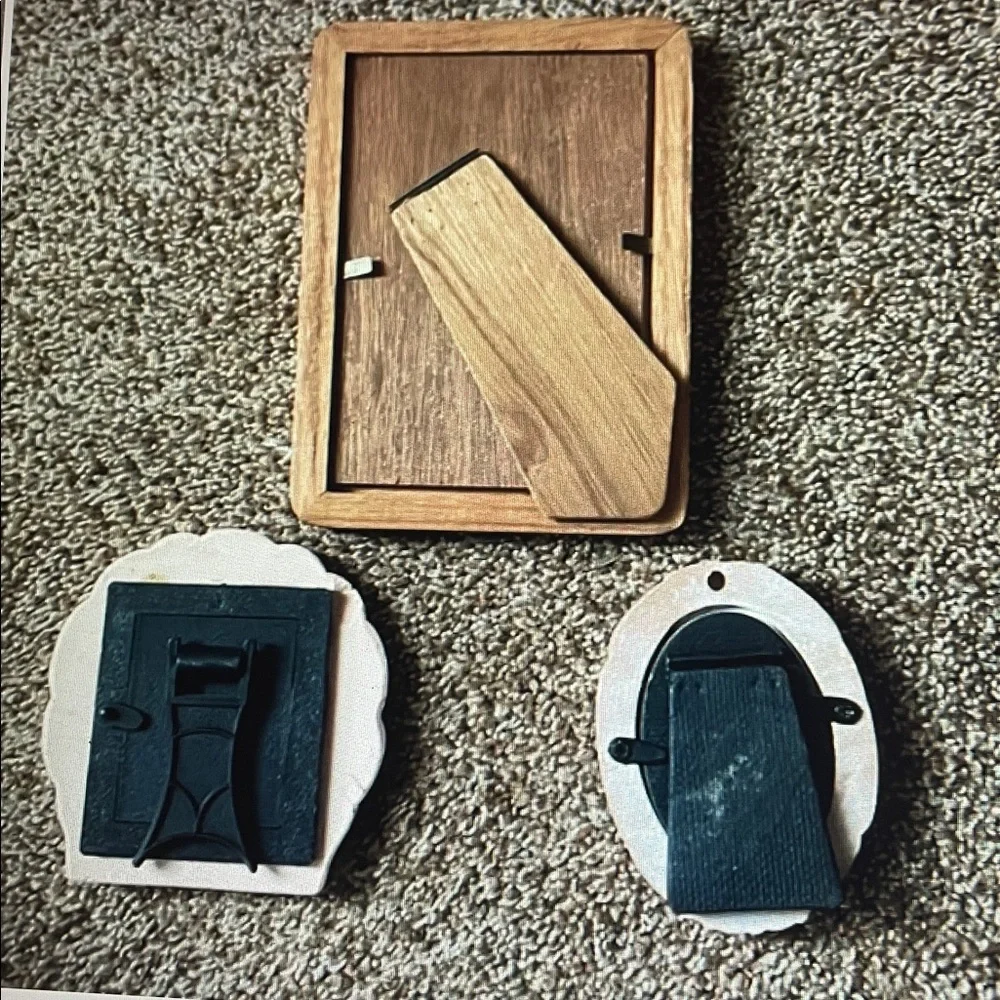 Bundle of 3 small photo frames